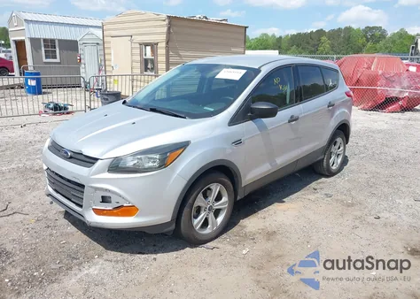 2016 Ford Escape S z USA, uszkodzony, nr VIN 1FMCU0F75GUC50435